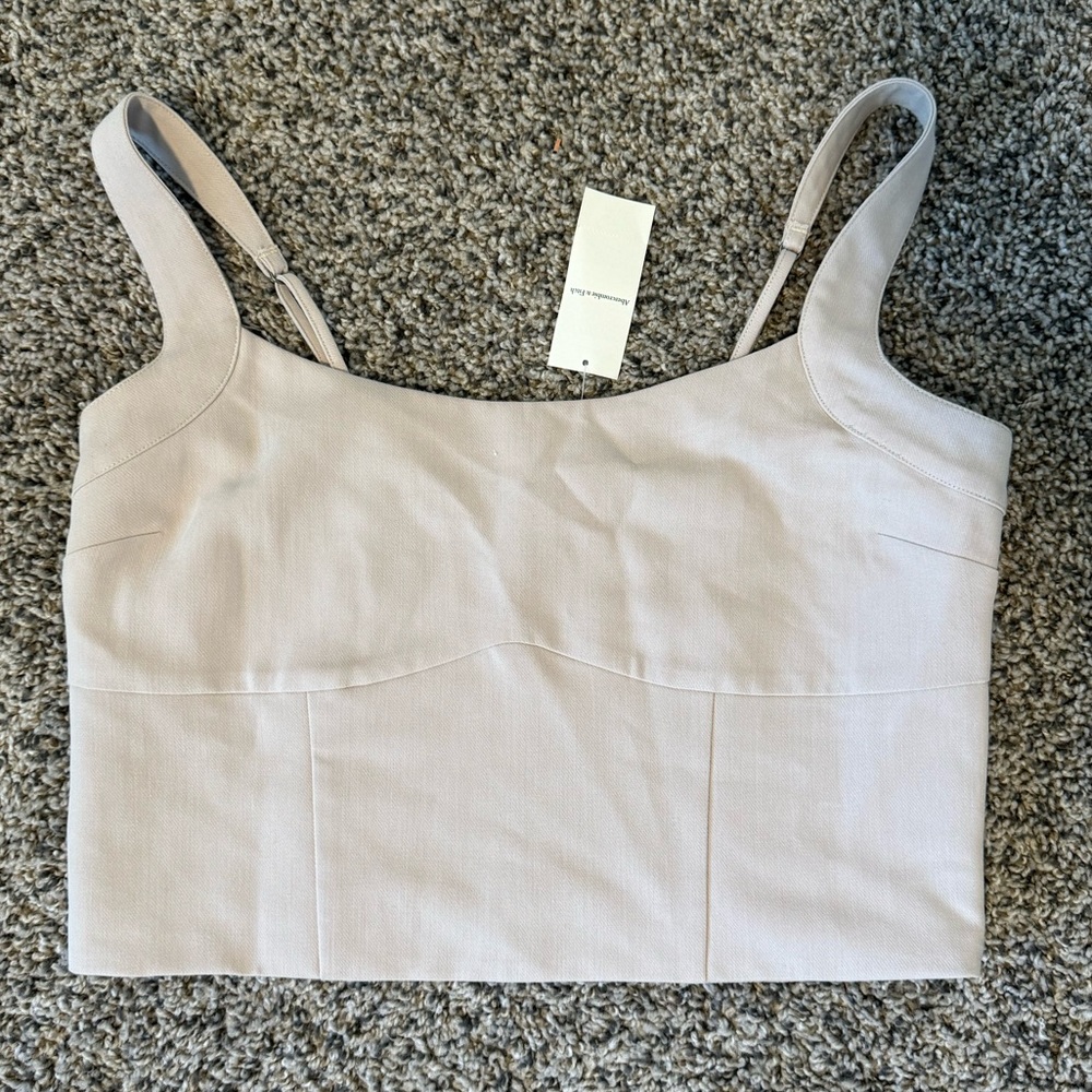 NEVER WORN Abercrombie Taupe Cropped Tank